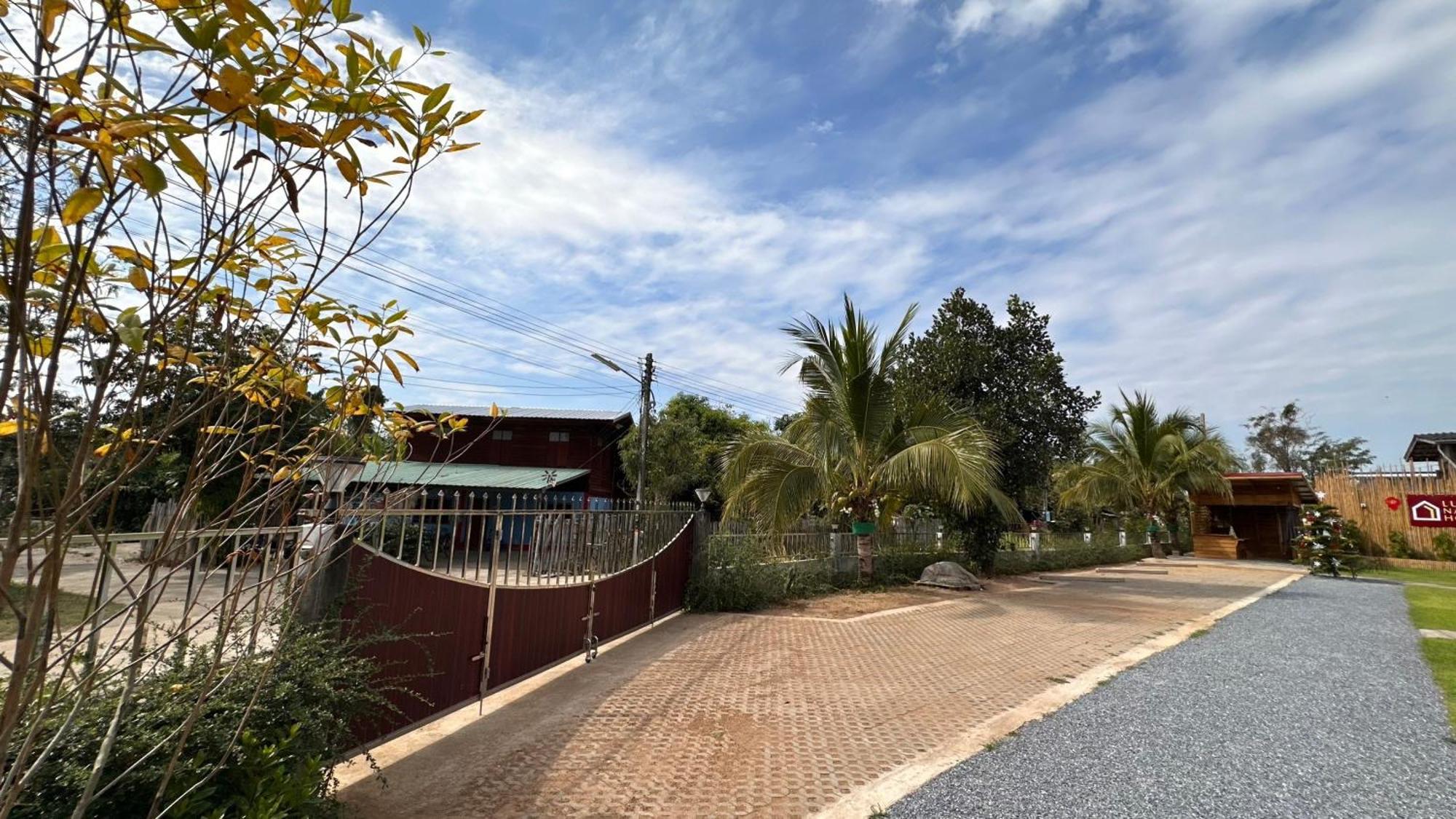 Luxe Nan Home Ban Fai Kaeo Exterior foto